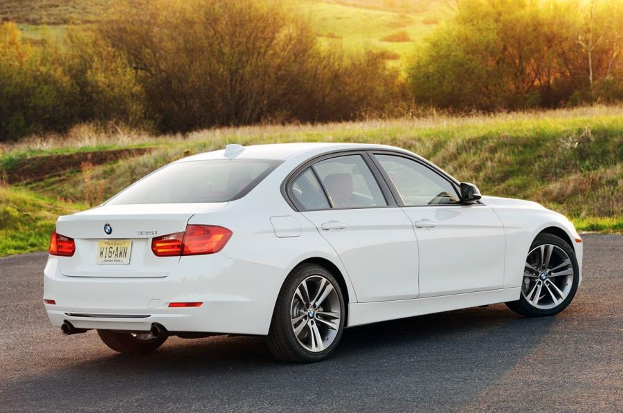  BMW 335i 2012 года  (фото 61 из 61)